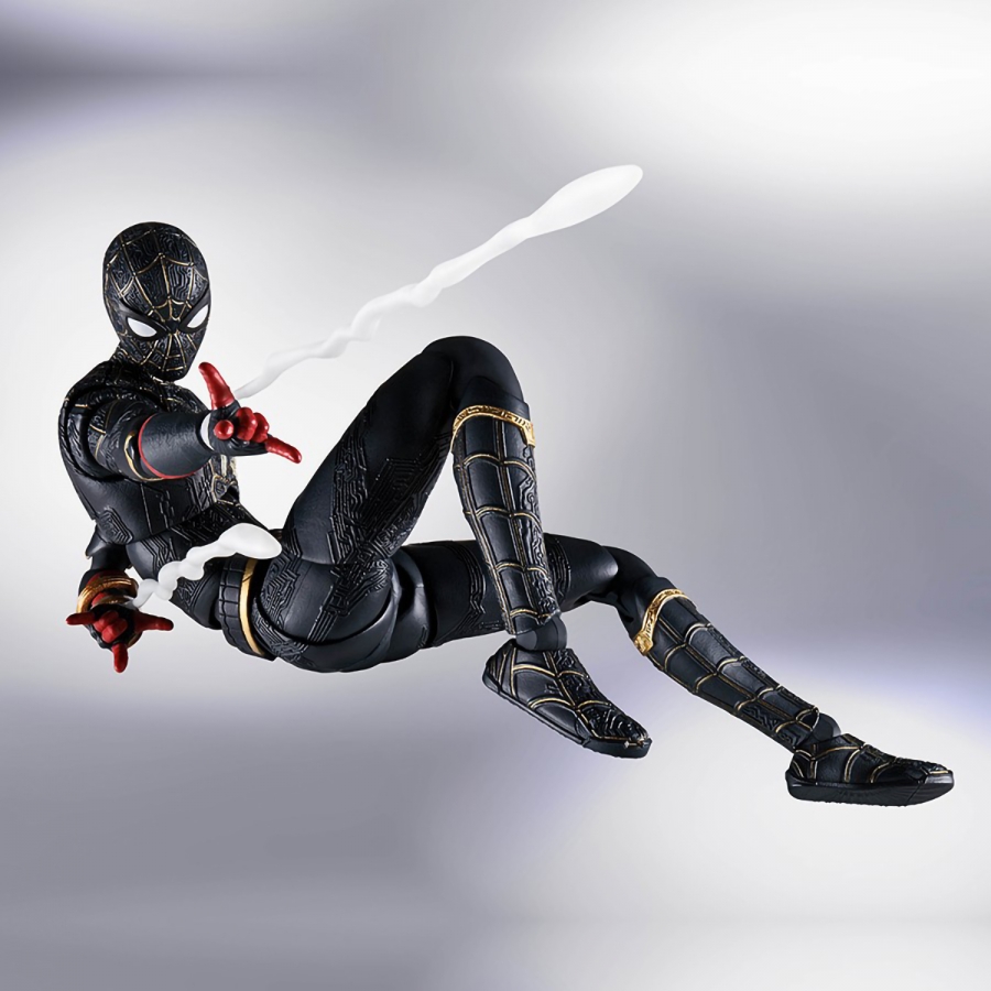 Фигурка S.H. Figuarts Человек Паук Spider-Man ［Black & Gold Suit］(Spider-Man: No Way Home) Special Set 630070